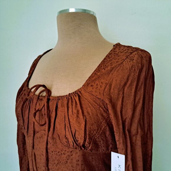 Kirious  Juniors CropTop Long Sleeve Brown Color Size L NWT - Picture 4 of 9